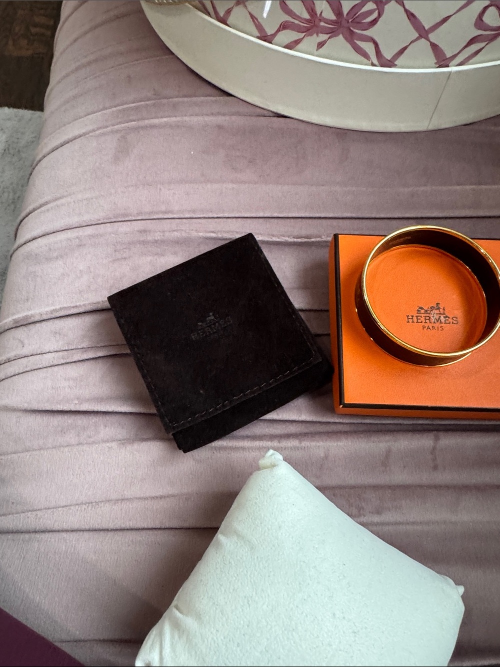 Hermès Enamel Bangle in Dark Brown with Gold Trim - Picture 6 of 6